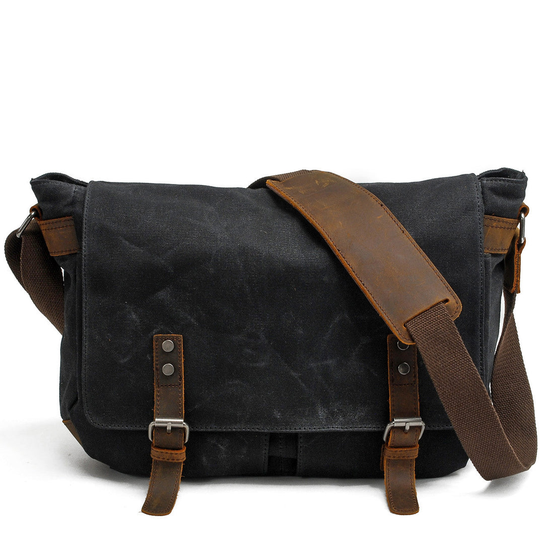 Retro Shoulder Bag | CONWAY